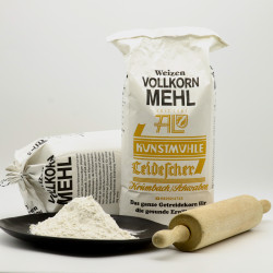 Weizen Vollkorn Mehl - Kunstmühle Leidescher - Das ganze Getreidekorn